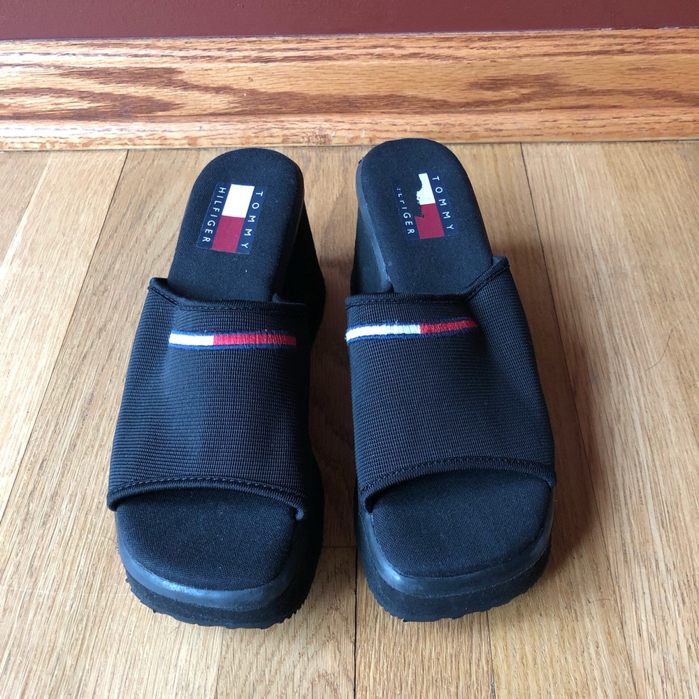 Tommy Hilfiger 90s vintage platform sandals